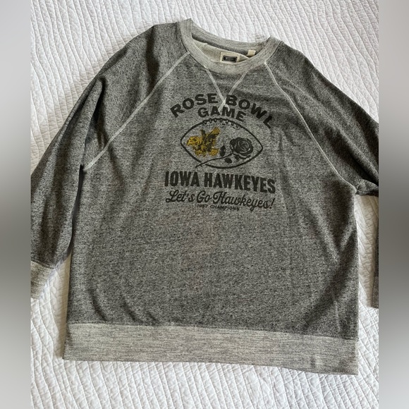 AMERICAN EAGLE 🦅 TAILGATE OVERSIZED SWEATSHIRT SZ MEDIUM - Picture 3 of 8
